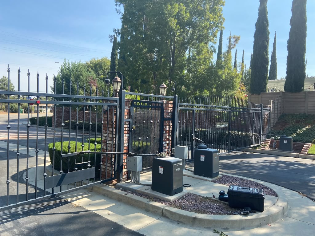 Elite gate operator installation