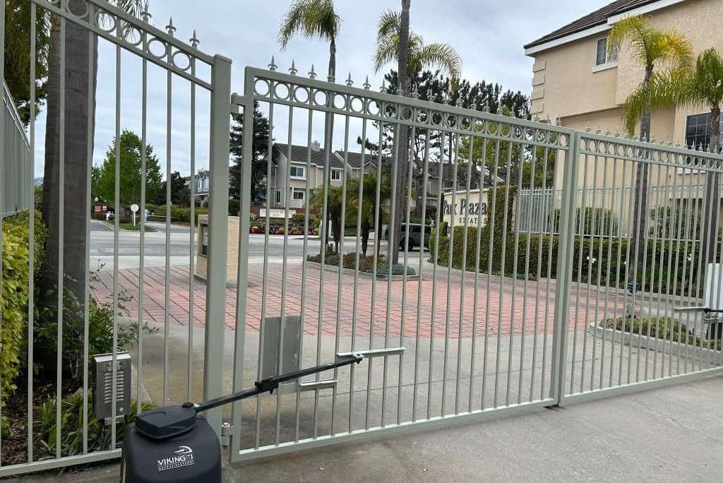Gate repair work