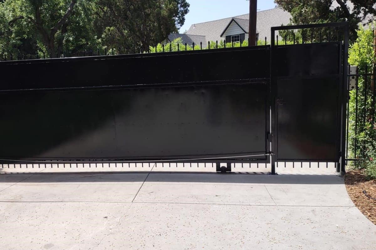 Gate repair work