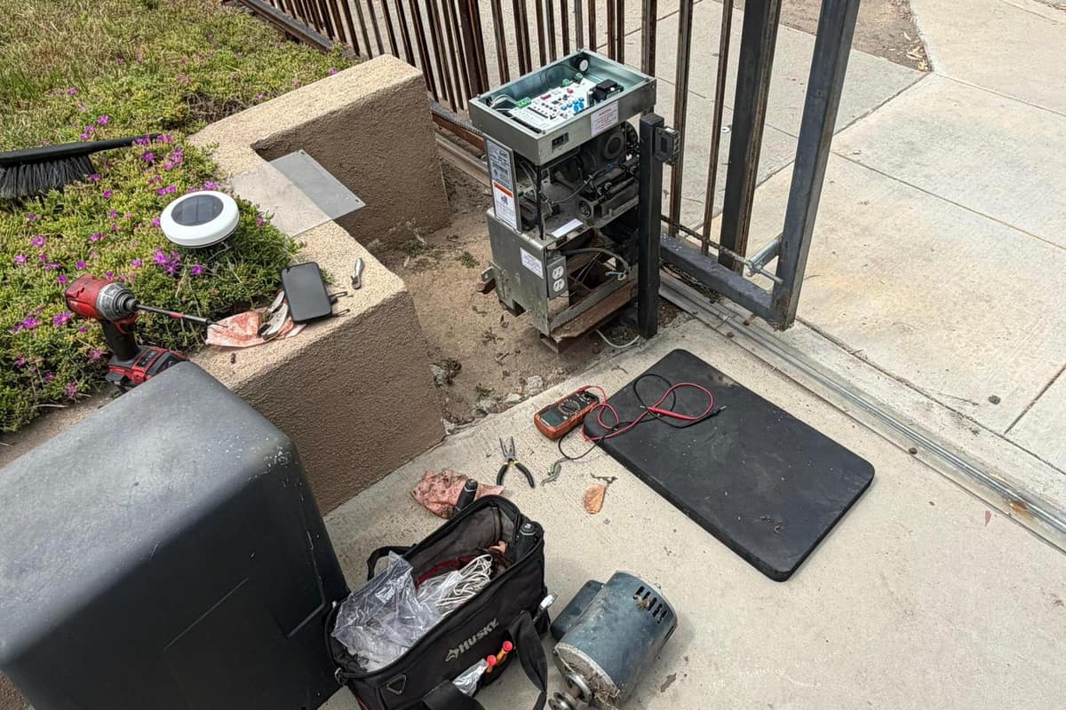 Gate repair work
