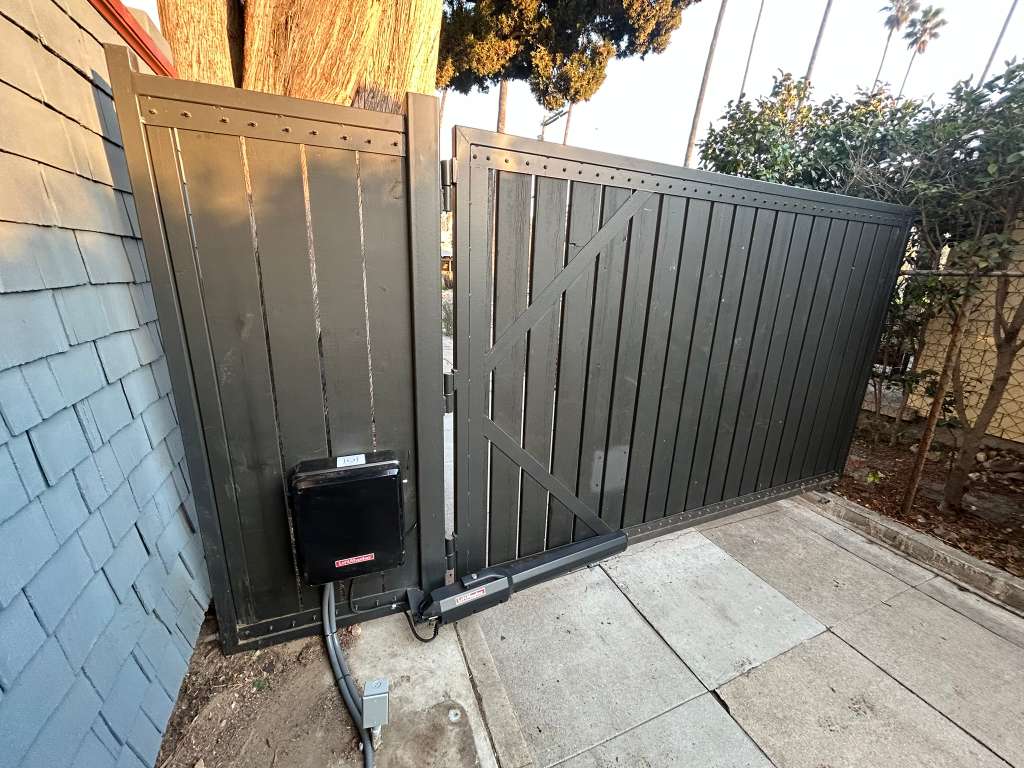 Gate repair work