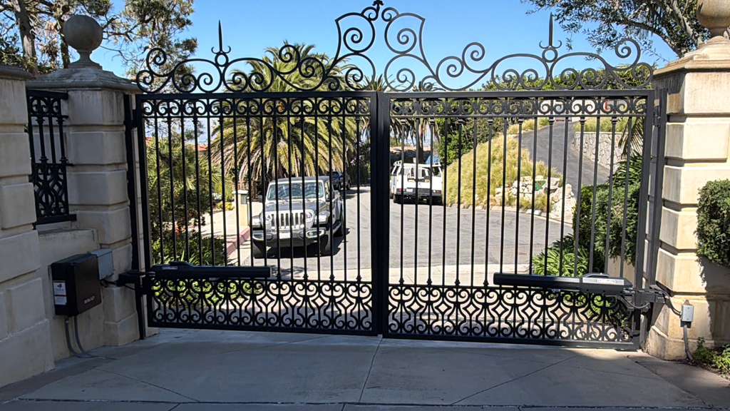 Gate repair work
