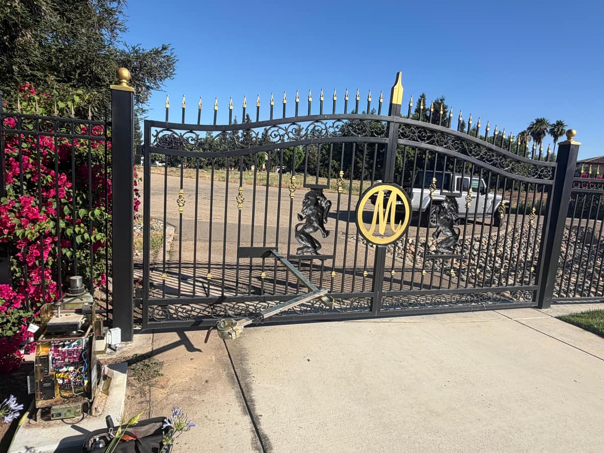 Gate repair work