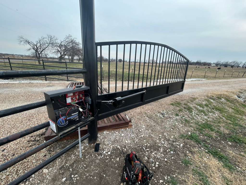 Gate repair work