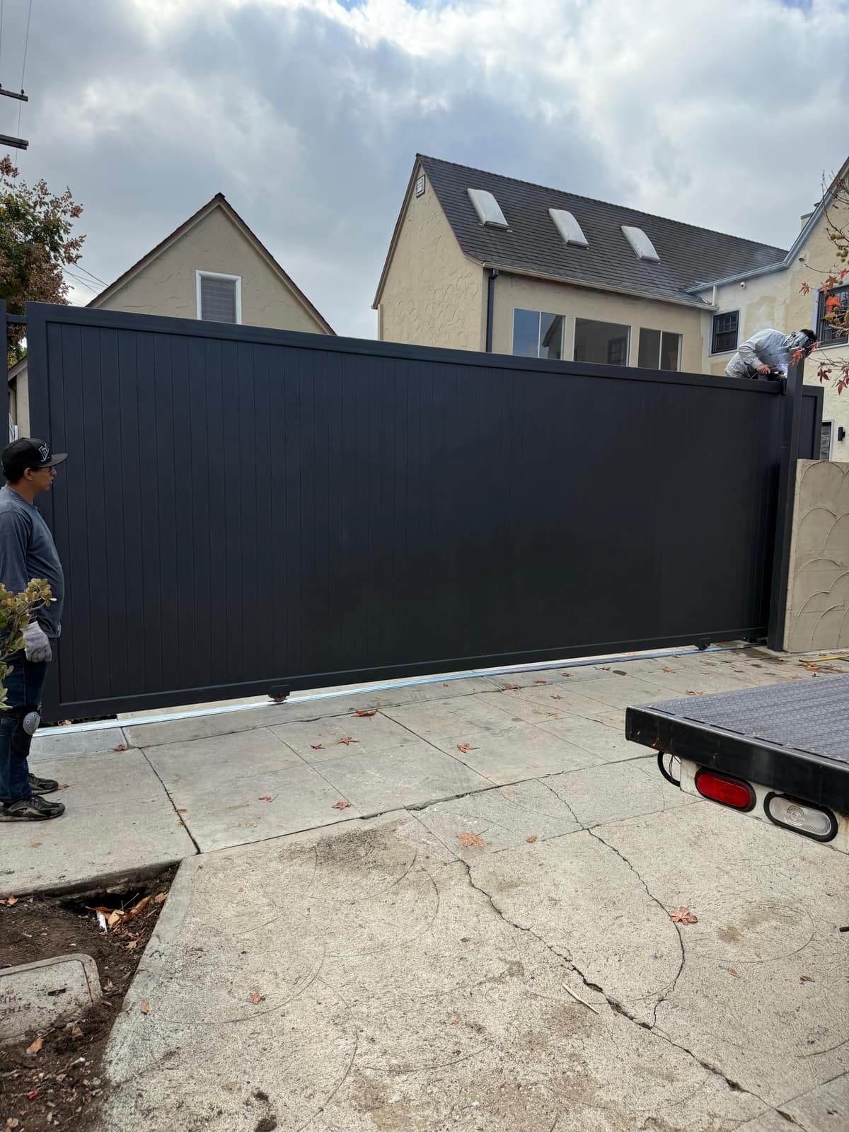 Gate repair work