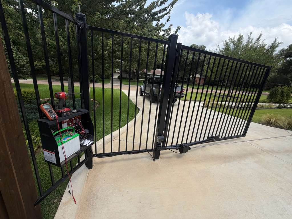 Gate repair work