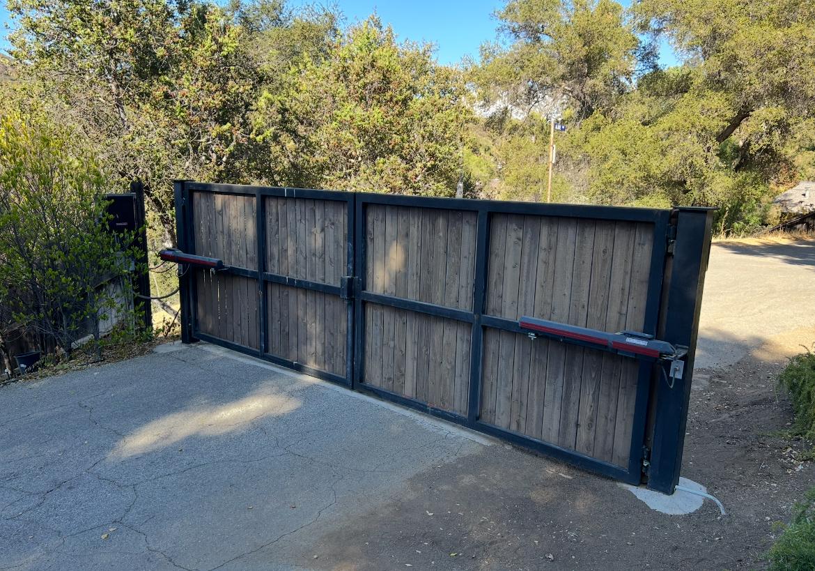 New Gate Installation project photo